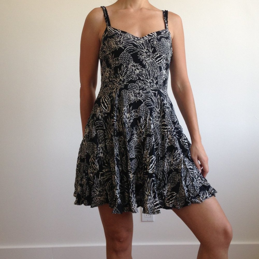 Talula - Black&White Pineapple Dress